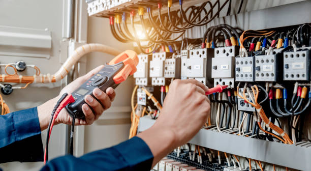 Best Commercial Electrician Services  in Seminole, FL